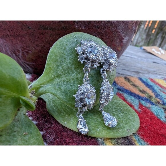 Vintage Romantic Rhinestone Earrings, Sparkling Evening Wear Jewelry - Picture 8 of 10